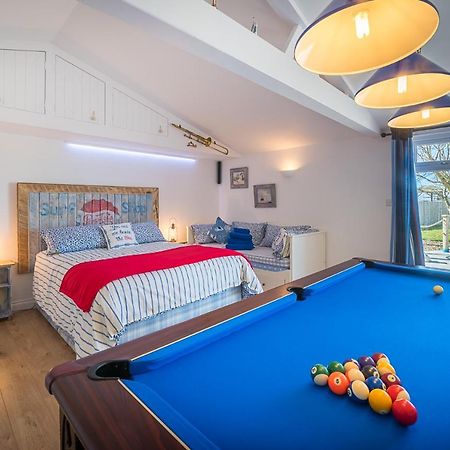 Driftwood Villa บู๊ด ภายนอก รูปภาพ